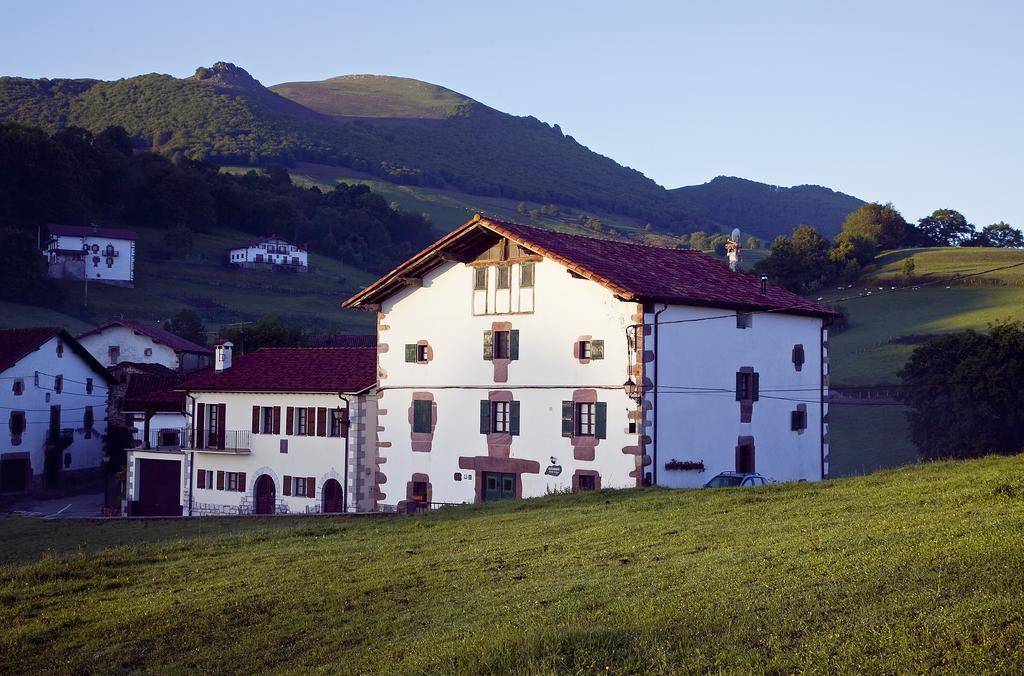 Posada De Ziga Екстер'єр фото